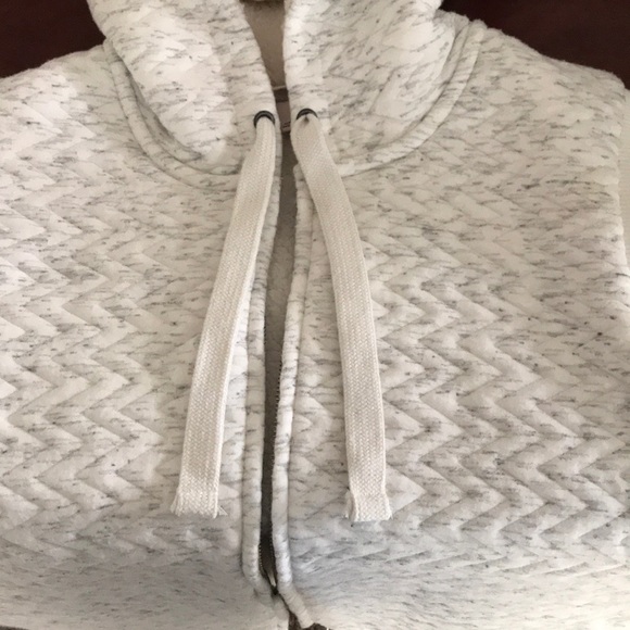 Comfy hooded vest - Picture 5 of 5